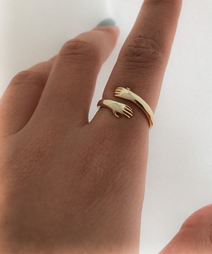 טבעת חיבוק עם חריטה אישית מזהב מלא