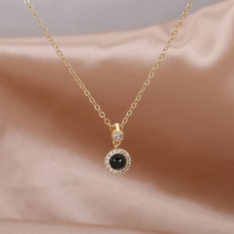 שרשרת נועה עם תמונה מוצפנת