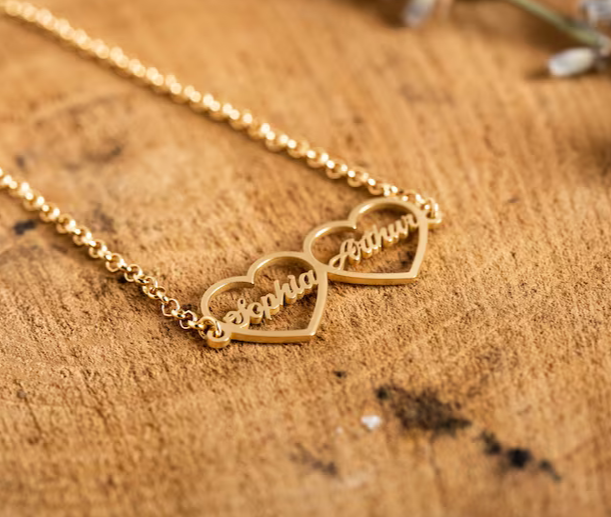 שרשרת לבבות בחריטה אישית