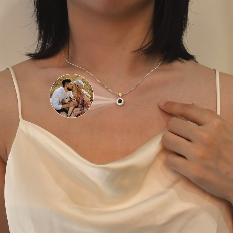 שרשרת נועה עם תמונה מוצפנת