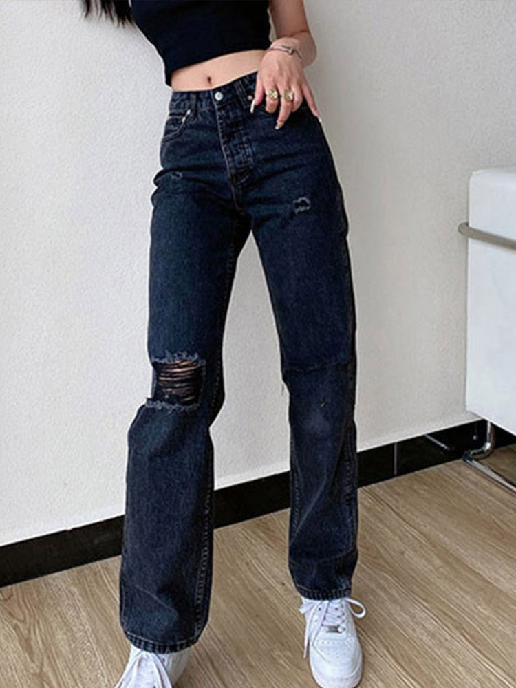 ג'ינס 'באגי' קרעים