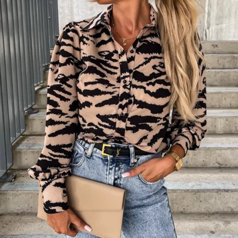 מכופתרת 'דיווה'