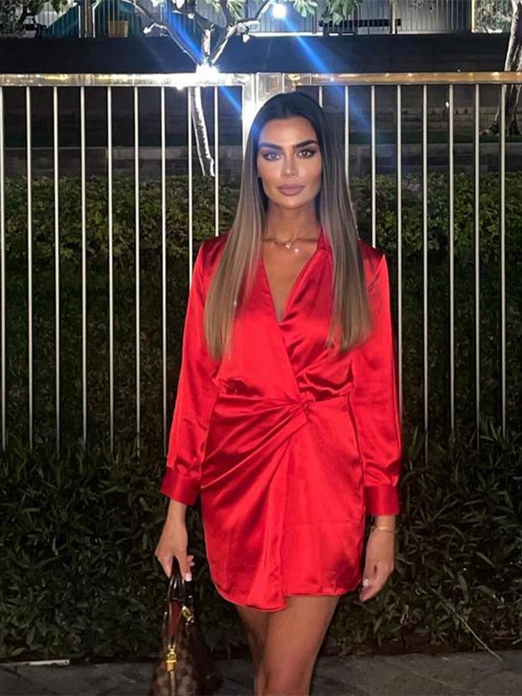 שמלת 'ג'ניפר'